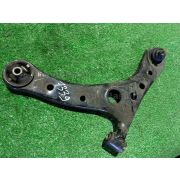 Рычаг Toyota VOXY ZRR70G 3ZRFE