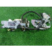 Замок двери Nissan PRESAGE TNU31 QR25DE