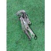 Кронштейн капота Toyota ALPHARD MNH15 1MZFE