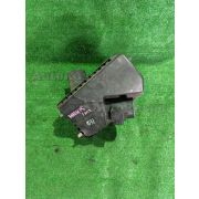 Корпус воздушного фильтра Toyota ALPHARD MNH15 1MZFE