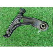 Рычаг Toyota SPADE NCP141 1NZFE