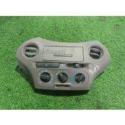 Управление печкой Toyota PLATZ NCP12 1NZFE