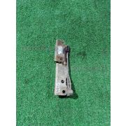 Кронштейн капота Nissan WINGROAD Y12 HR15DE