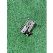 Кронштейн капота Subaru IMPREZA GP6 FB20A