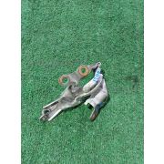 Кронштейн капота Subaru EXIGA YA9 EJ253