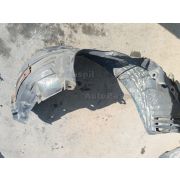 Подкрылок Mazda PREMACY CREW LF