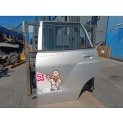 Дверь Mitsubishi DINGO CQ2A 4G15