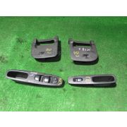 Блок упр. стеклоподъемниками Nissan SERENA FC26 MR20DD