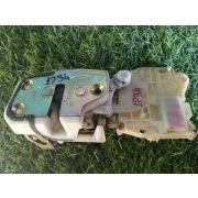 Замок двери Honda ODYSSEY RA6 F23A